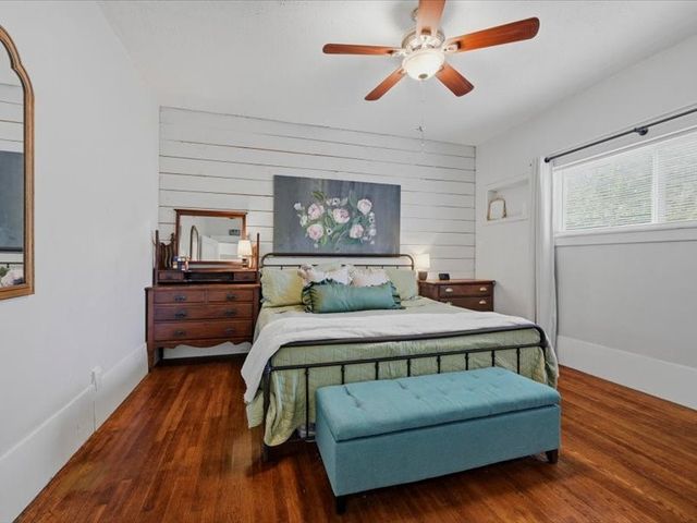 723 S Dixon Street, Gainesville, TX 76240