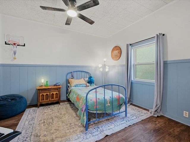 723 S Dixon Street, Gainesville, TX 76240