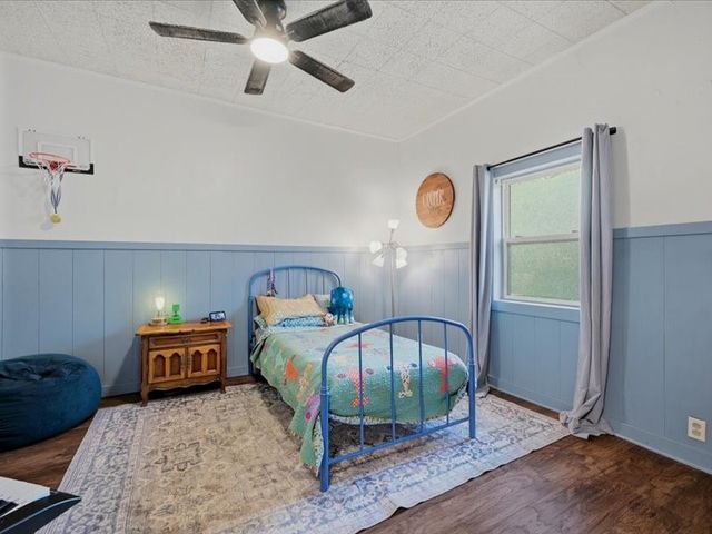 723 S Dixon Street, Gainesville, TX 76240