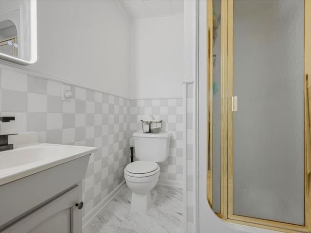 723 S Dixon Street, Gainesville, TX 76240