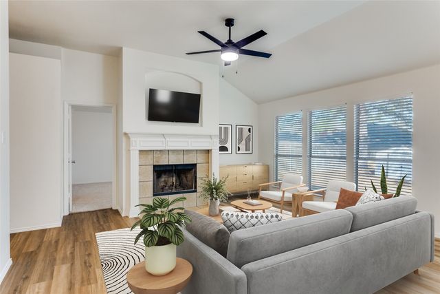 533 Lowery Oaks Trail, Fort Worth, TX 76120