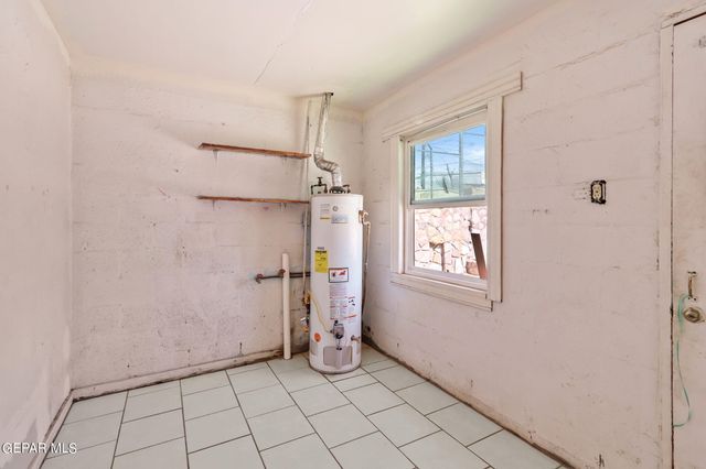 7707 Parral Drive, El Paso, TX 79915