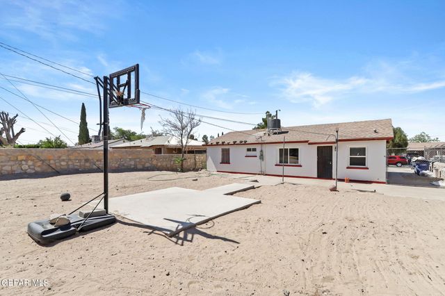 7707 Parral Drive, El Paso, TX 79915