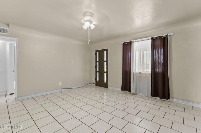 7707 Parral Drive, El Paso, TX 79915
