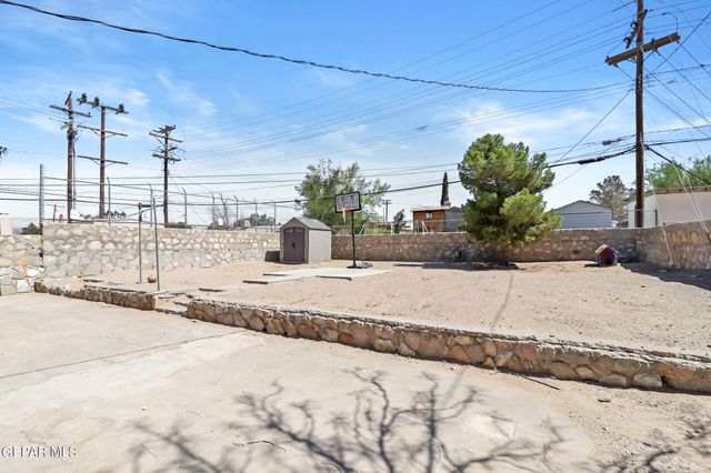 7707 Parral Drive, El Paso, TX 79915