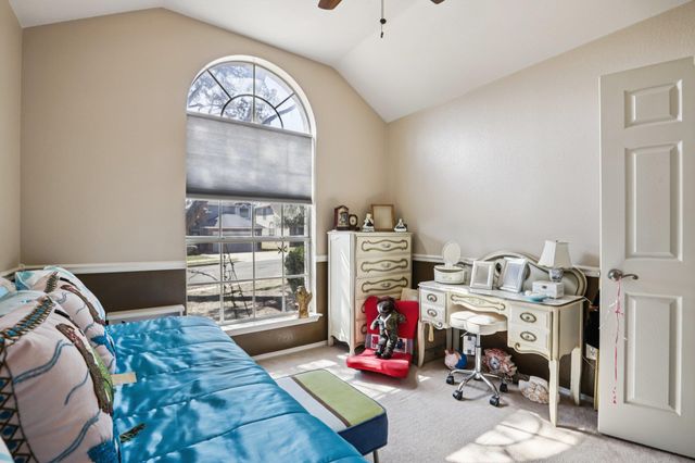 1300 Tetbury LN, Austin, TX 78748