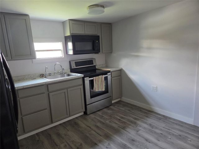 6240 CONNECTICUT STREET, Zephyrhills, FL 33542