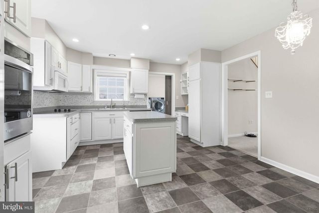 552 N SPRING ST, Middletown, PA 17057