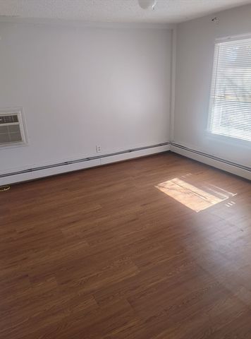 65 Curve 3, Millis, MA 02054