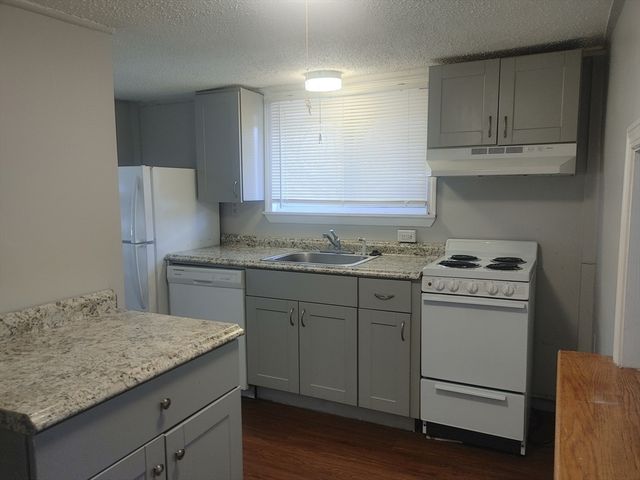 65 Curve 3, Millis, MA 02054
