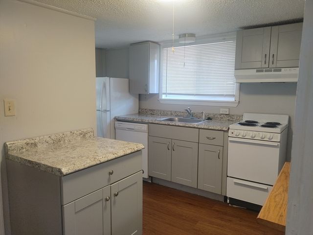 65 Curve 3, Millis, MA 02054