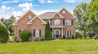 152 Yorkshire Dr, Clarksville, TN 37043