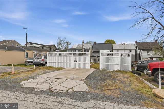 244 S WASHINGTON ST, Gettysburg, PA 17325