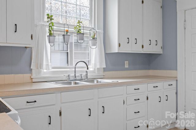 628 W Council Street, Salisbury, NC 28144