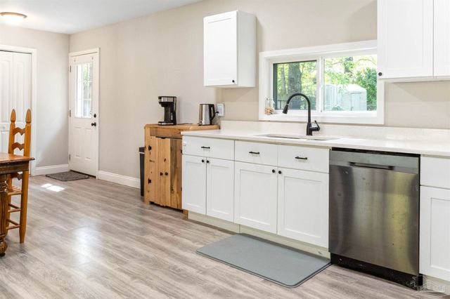 919 Blue Springs Dr, Pensacola, FL 32505