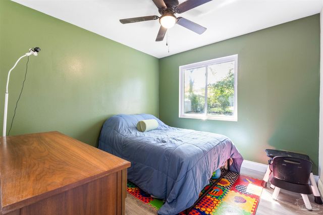 919 Blue Springs Dr, Pensacola, FL 32505