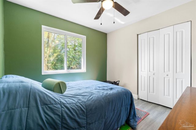 919 Blue Springs Dr, Pensacola, FL 32505