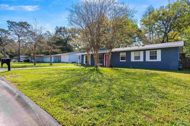 919 Blue Springs Dr, Pensacola, FL 32505