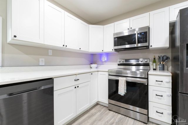 919 Blue Springs Dr, Pensacola, FL 32505