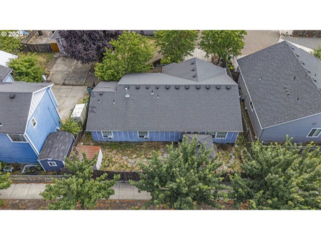 13802 Ne 33RD Cir, Vancouver, WA 98682