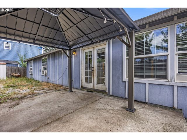 13802 Ne 33RD Cir, Vancouver, WA 98682