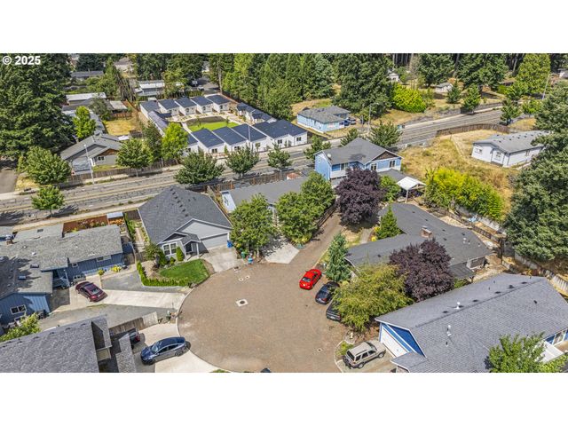 13802 Ne 33RD Cir, Vancouver, WA 98682
