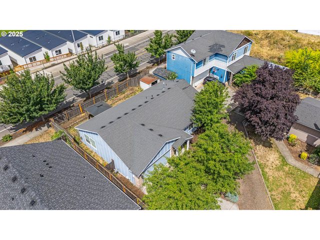 13802 Ne 33RD Cir, Vancouver, WA 98682