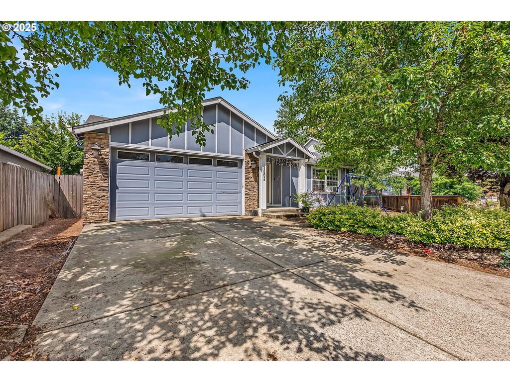 13802 Ne 33RD Cir, Vancouver, WA 98682