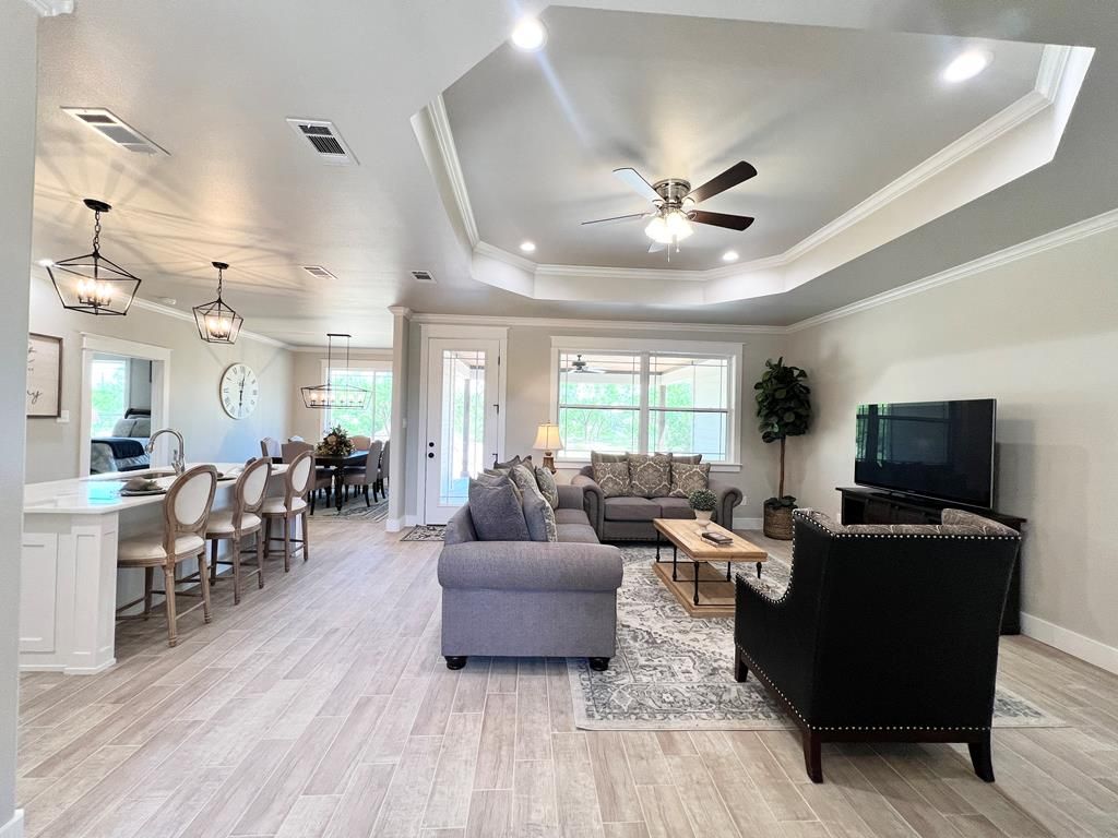Image 4 of property listing at 1328 Stone Ledge Lane, San Angelo, TX 76904
