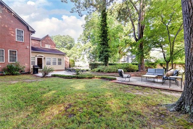 606 River RD, Newport News, VA 23601