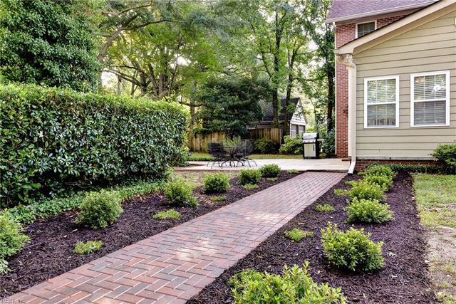 606 River RD, Newport News, VA 23601