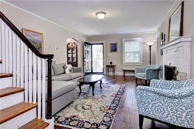 606 River RD, Newport News, VA 23601