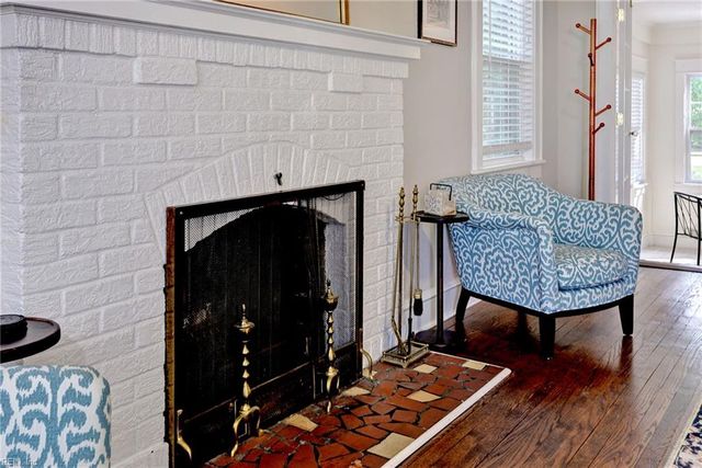 606 River RD, Newport News, VA 23601