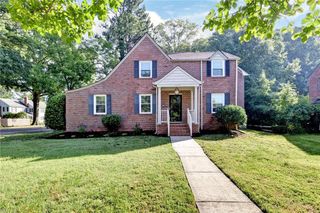 606 River RD, Newport News, VA 23601