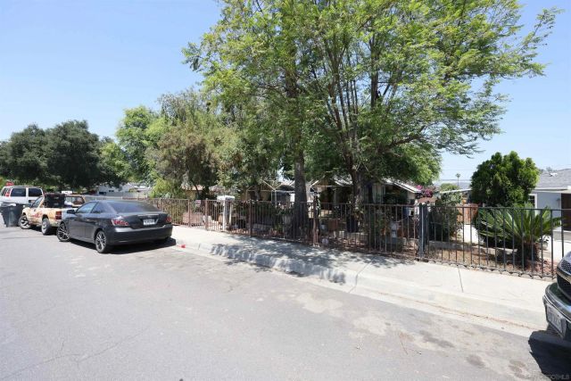 926-28 E 2nd Avenue, Escondido, CA 92025