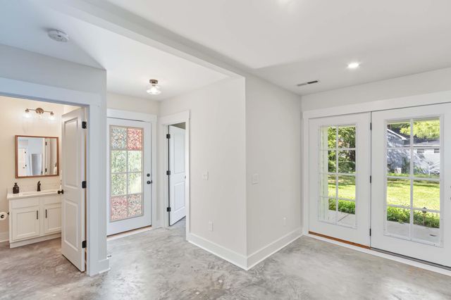 448 Stanley Street 446, Frankfort, KY 40601