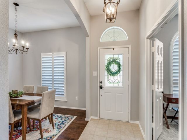 10505 Stonehill Drive, Benbrook, TX 76126