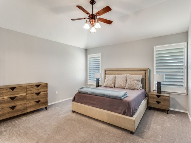 10505 Stonehill Drive, Benbrook, TX 76126