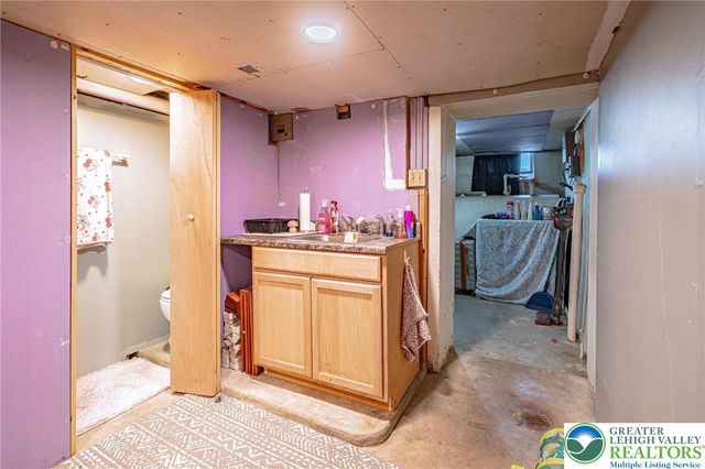 1303 State Street, Longswamp Twp, PA 19539