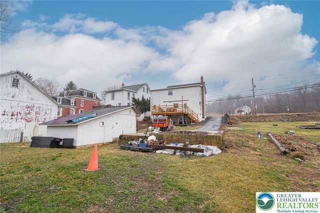 1303 State Street, Longswamp Twp, PA 19539