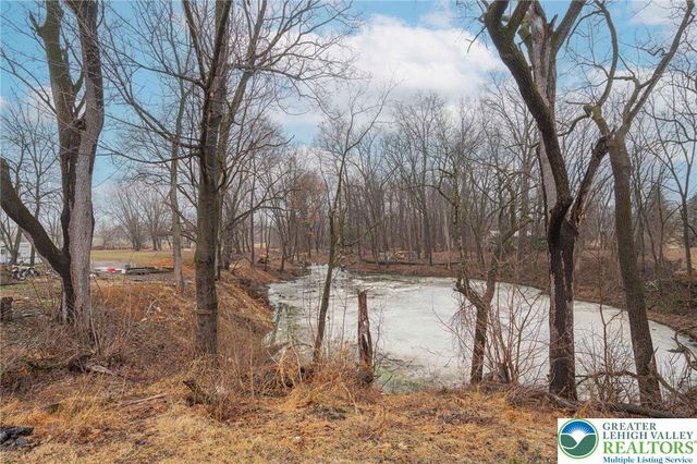 1303 State Street, Longswamp Twp, PA 19539