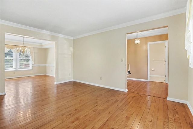 1975 Wynhurst Crossing, Stone Mountain, GA 30088