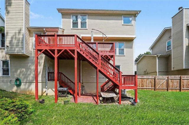 1975 Wynhurst Crossing, Stone Mountain, GA 30088