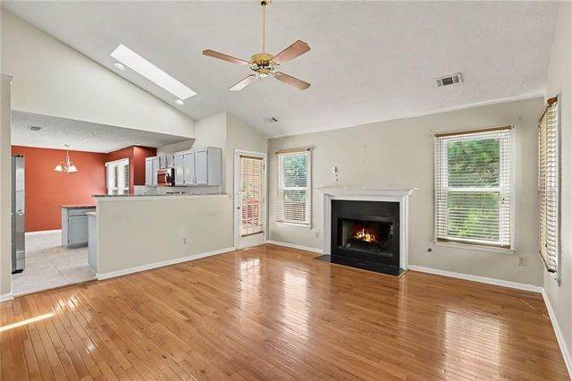 1975 Wynhurst Crossing, Stone Mountain, GA 30088