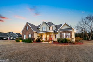 6112 Cottonwood Lane, Blackshear, GA 31516