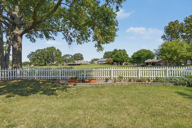 502 Fairway Drive, Broken Arrow, OK 74011