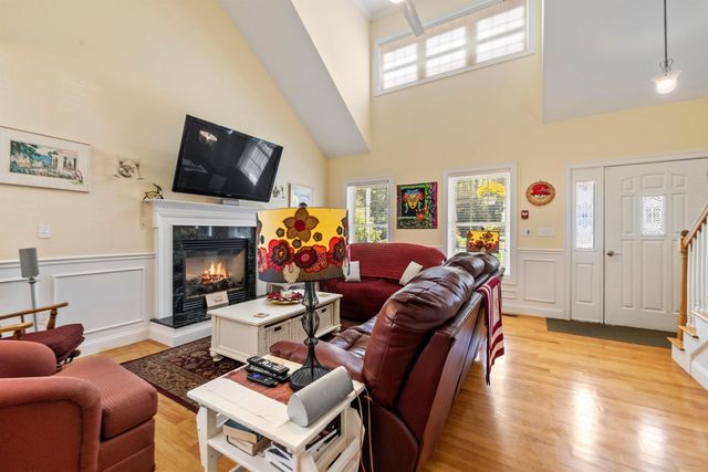 10 Natures View Drive, Laconia, NH 03246