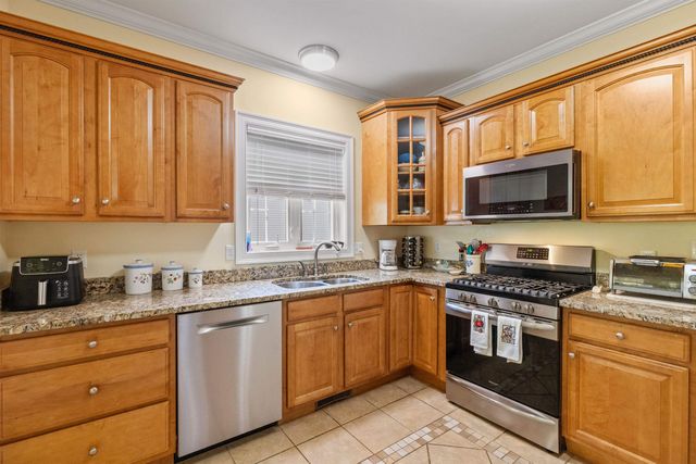 10 Natures View Drive, Laconia, NH 03246