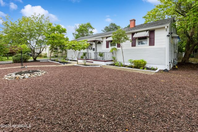 19 Ashwood Drive, Brick, NJ 08723