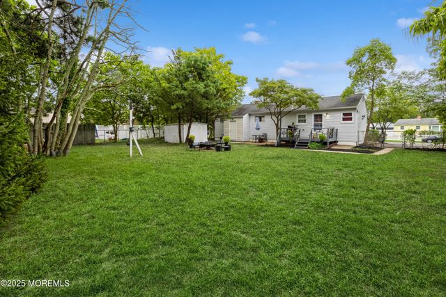 19 Ashwood Drive, Brick, NJ 08723